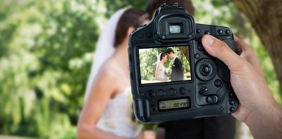 Filmowanie wesela lustrzanką lub bezlusterkowcem  – czy to dobry pomysł?